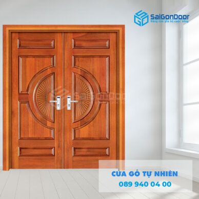 Báo giá cửa gỗ tự nhiên tại Quận 4